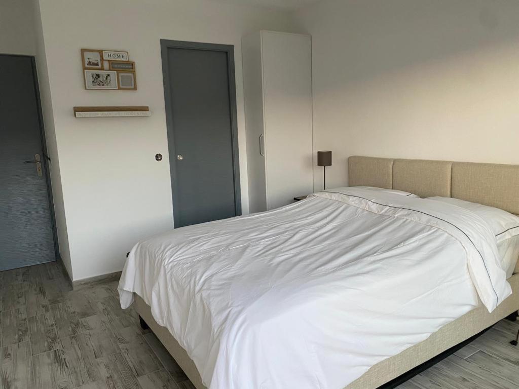 Cabana De Pe Stanca Colibita Ngoại thất bức ảnh
