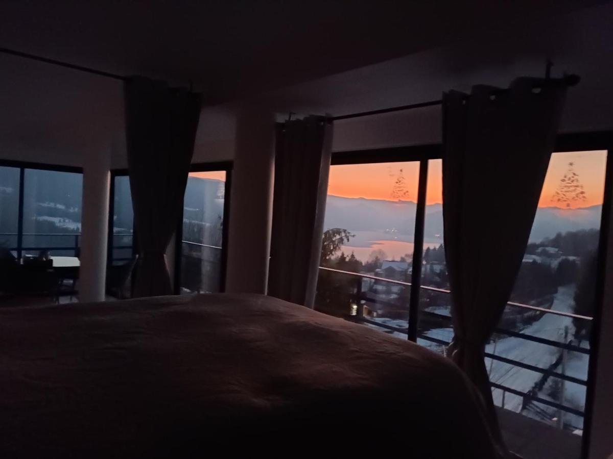 Cabana De Pe Stanca Colibita Ngoại thất bức ảnh